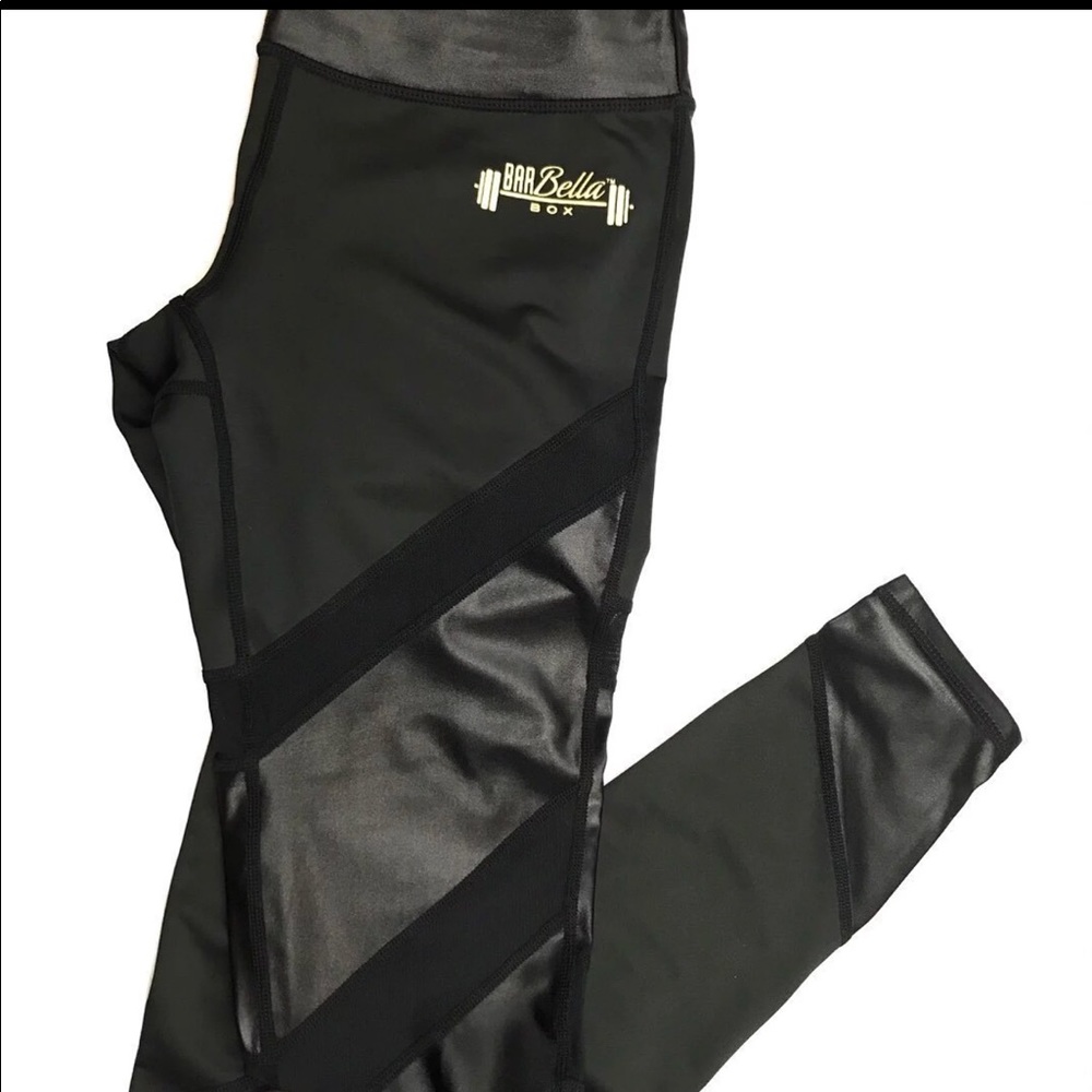 Chestee KiKi Leggings Barbella Box